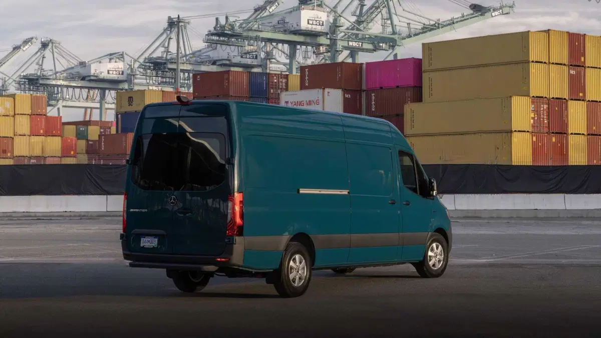 Mercedes-Benz Classe eSprinter Cabinato (2025-->>) (3)