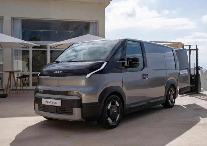 Kia PV5 Furgone (8)