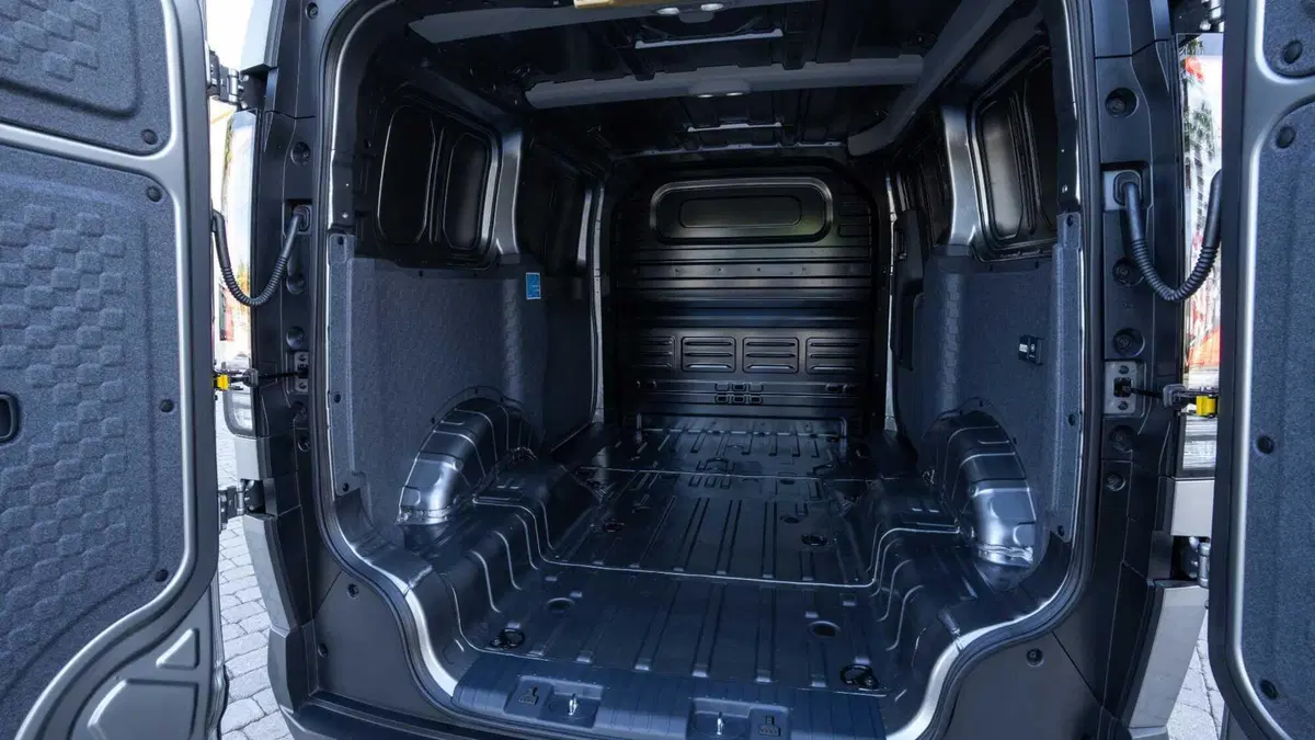 Kia PV5 Furgone (2025-->>) (16)
