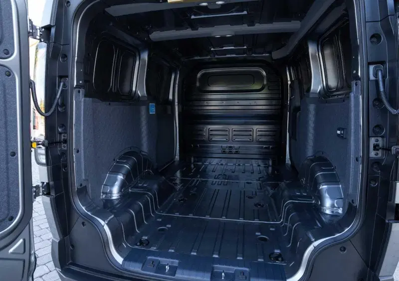 Kia PV5 Furgone (16)