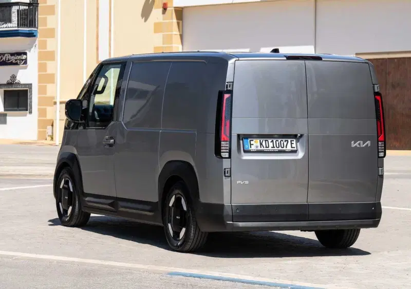 Kia PV5 Furgone (5)