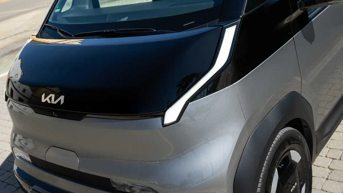 Kia PV5 Furgone (2025-->>) (18)
