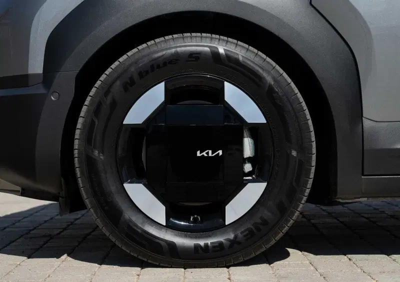 Kia PV5 Furgone (20)
