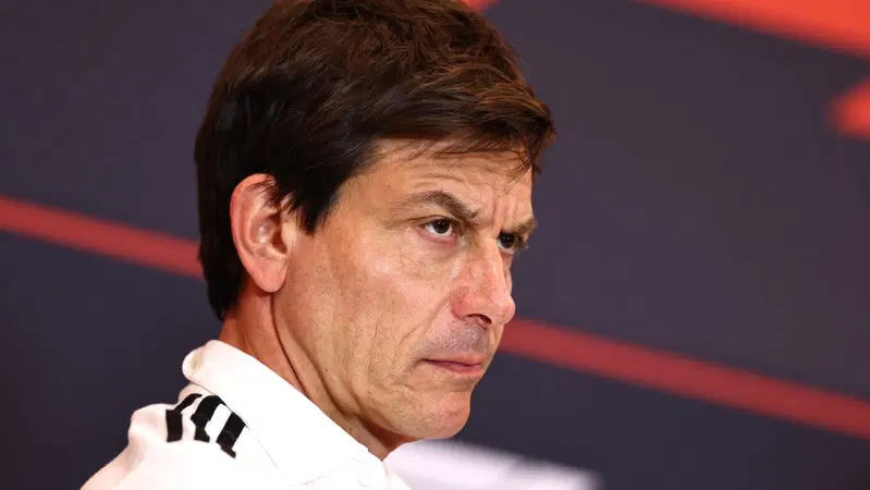 F1. &ldquo;Non abbiamo soldi!&rdquo; gela Wolff, ma Stella non ci crede: la clamorosa verit&agrave; dietro la lotta Mondiale 2026