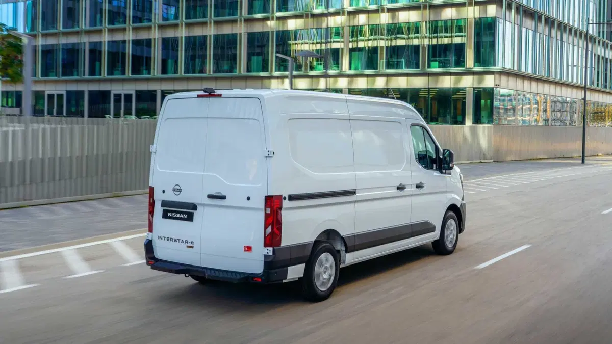 Nissan Interstar (2024-->>) (7)
