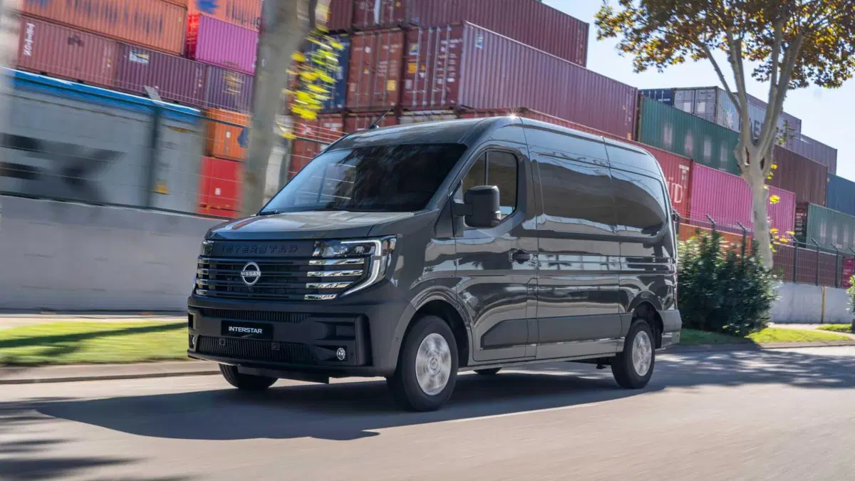Nissan Interstar Cabinato (2024-->>) (9)