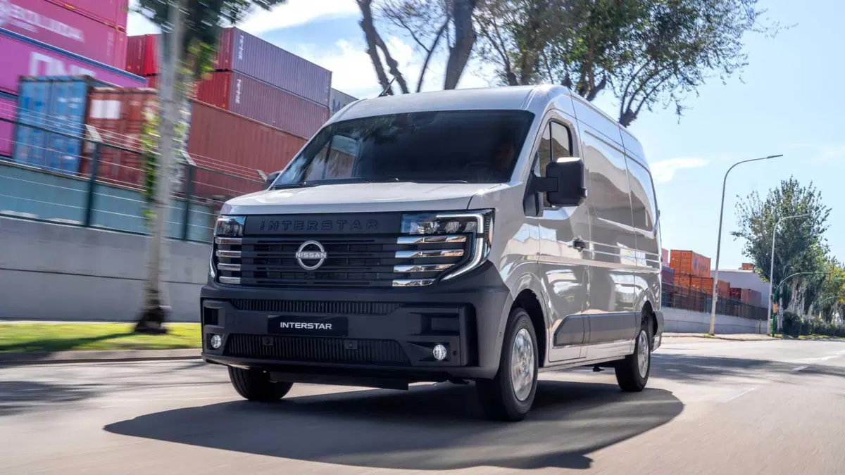 Nissan Interstar Cabinato (2024-->>) (10)