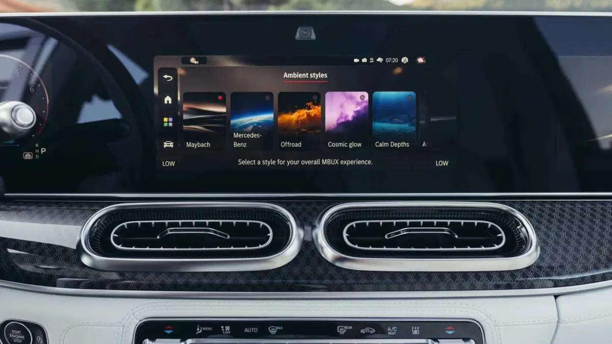 Mercedes-Benz GLS SUV Maybach 680 Premium Night Series auto (13)