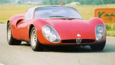 Alfa Romeo 33 Stradale da 30 milioni sparita: la Procura di Milano indaga sul giallo della supercar