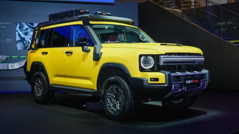 Haval H9 Li Hun, il nuovo maxi SUV da fuoristrada: guada fino a 800 mm d&rsquo;acqua e ha un prezzo sorprendente