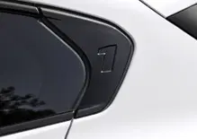 BMW i1 (2028), la nuova Serie 1 elettrica potrebbe sorprendere: torna la trazione posteriore