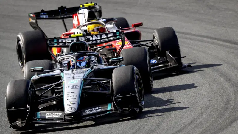 F1. Ferrari, cos'&egrave; successo ad Hamilton? Dietro la rabbia di Zandvoort c'&egrave; il vero problema di Maranello