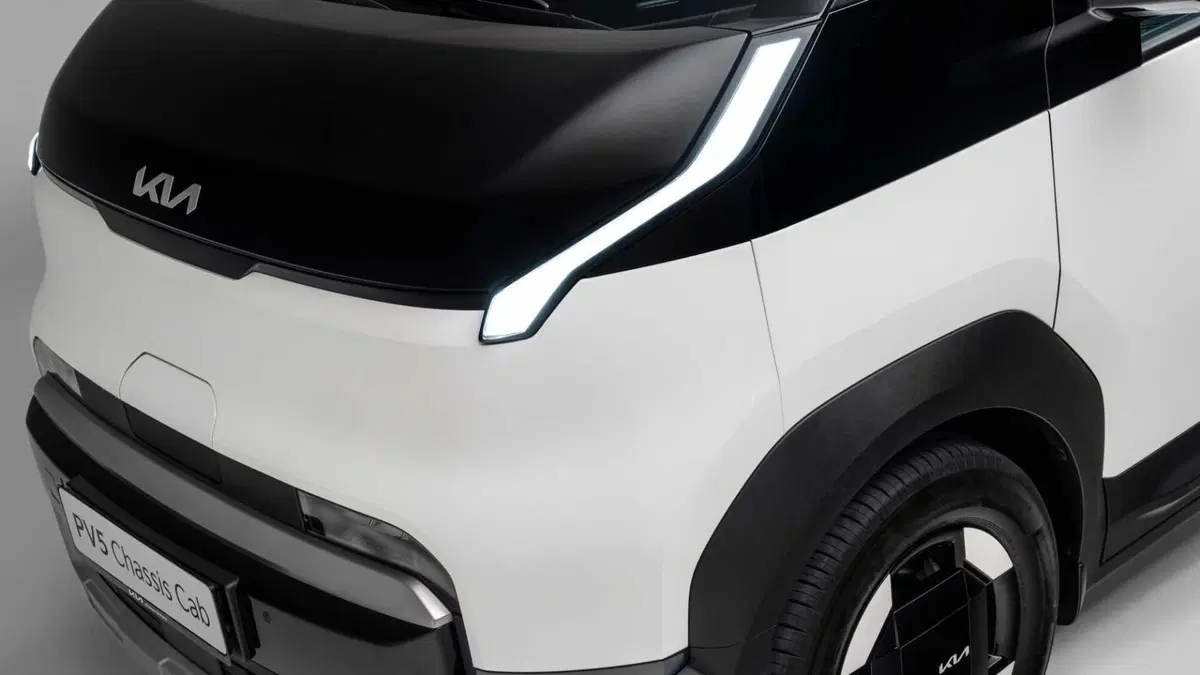 Kia PV5 Cabinato (14)