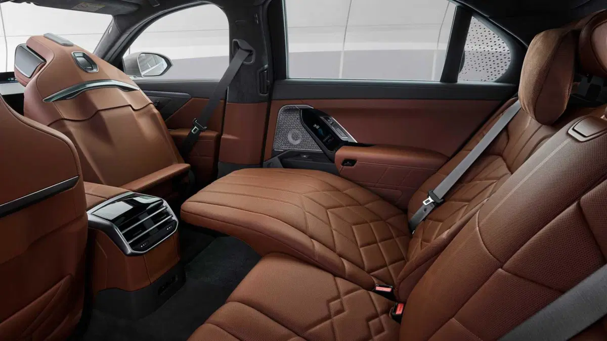 BMW i7 i7 M70 (14)