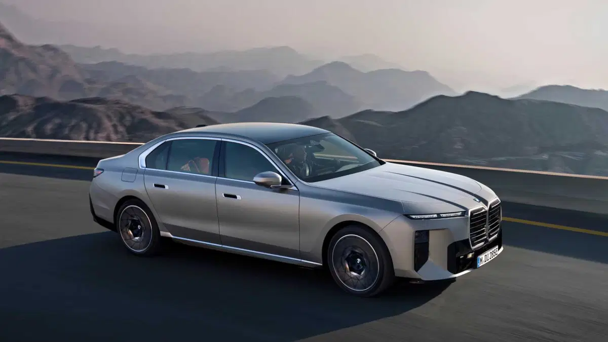 BMW i7 i7 M70 (5)
