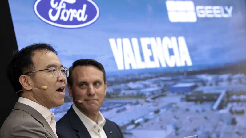 Ford prepara un SUV elettrico in Europa con tecnologia Geely: nascer&agrave; a Valencia