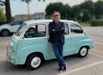 Red Canzian, dalle Fiat degli esordi alla Lexus da 400.000 km: le auto che hanno segnato la sua vita