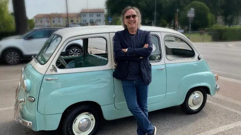Red Canzian, dalle Fiat degli esordi alla Lexus da 400.000 km: le auto che hanno segnato la sua vita