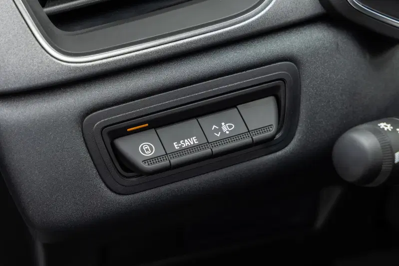 Tasti fisici nella Renault Captur