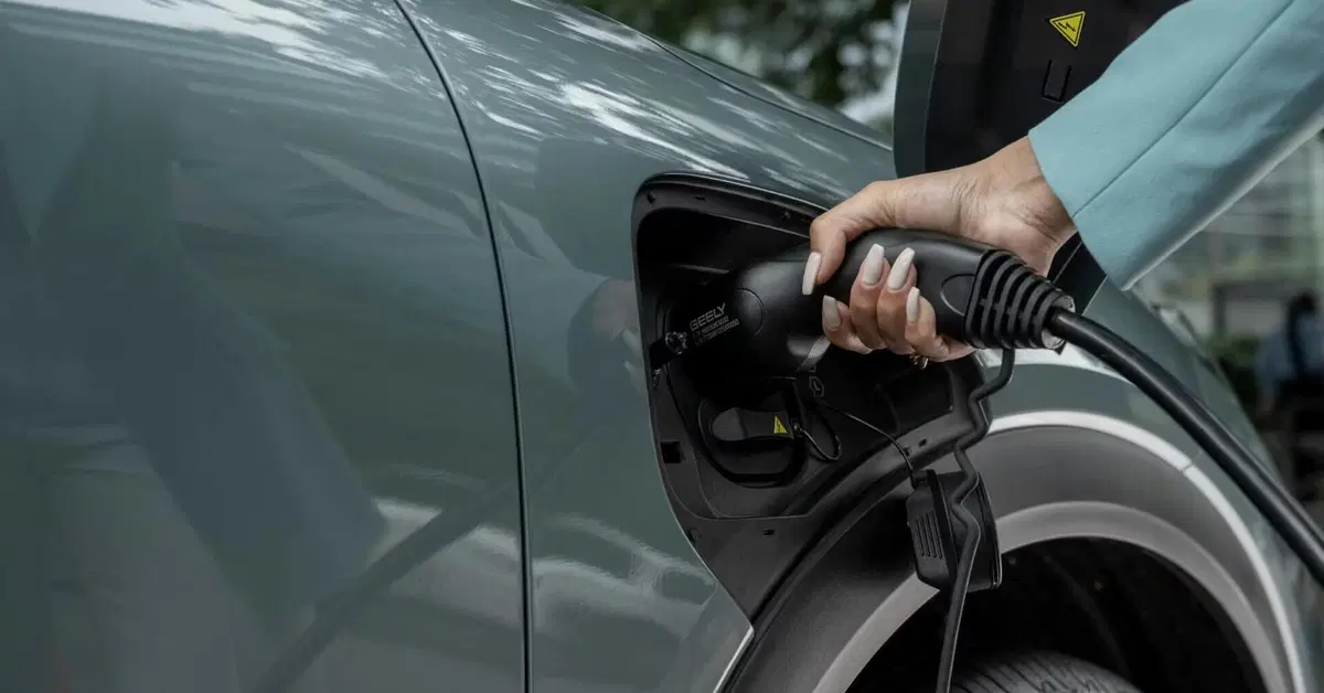 Geely prepara l&rsquo;architettura a 1.000 Volt: ricariche elettriche sempre pi&ugrave; veloci