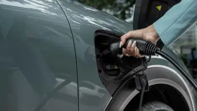 Geely prepara l&rsquo;architettura a 1.000 Volt: ricariche elettriche sempre pi&ugrave; veloci