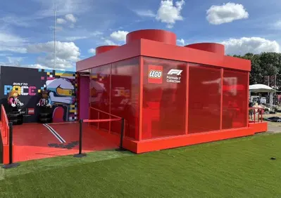 F1, Schumacher e la F2004 rinascono tra Monza e Milano in milioni di mattoncini: l’incredibile omaggio LEGO che accende il GP d'Italia