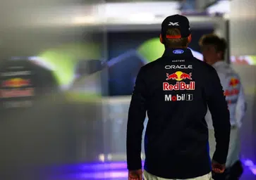 F1. Sarebbe una storia fantastica: Verstappen giura amore alla Red Bull, ma spunta la solita clausola rescissoria