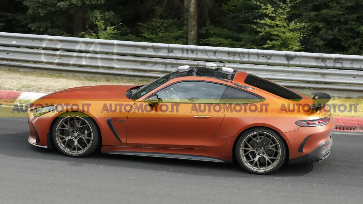 Mercedes-AMG GT 63, la rivoluzione è iniziata: al Nürburgring debutta la guida autonoma (7)