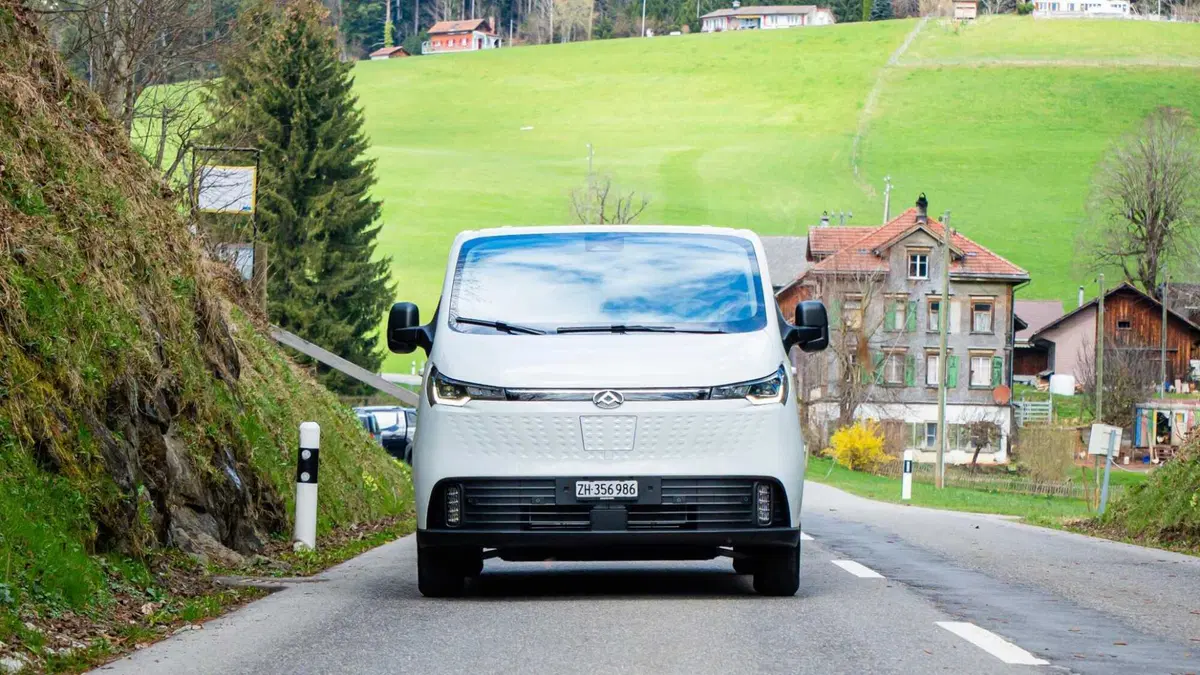 Maxus eDeliver7 Furgone (3)