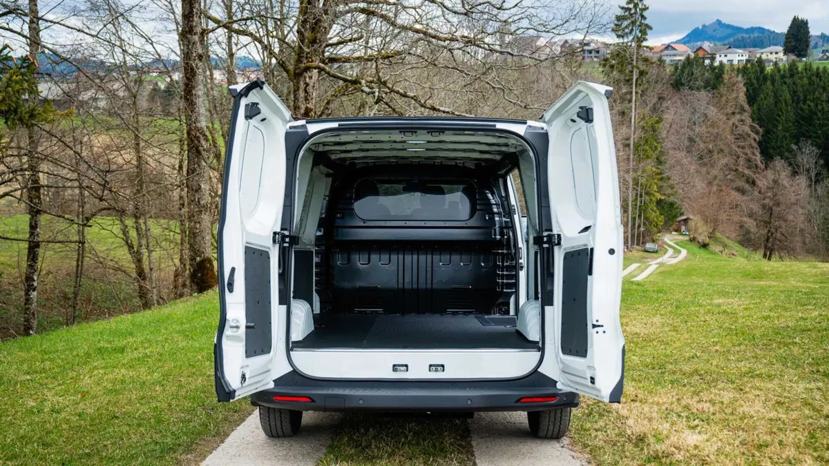 Maxus eDeliver7 Furgone (9)