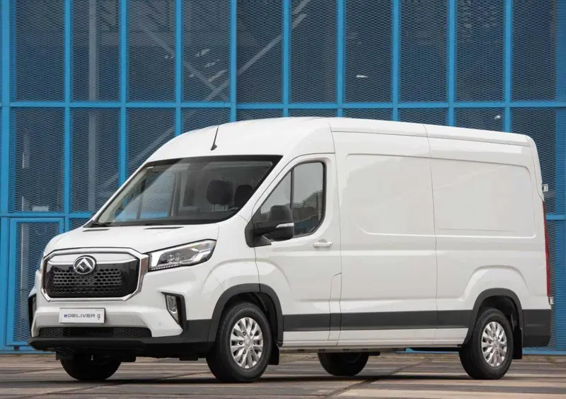 Maxus eDeliver9 Cabinato (2)