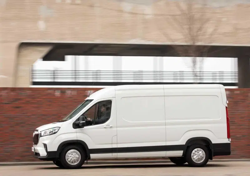 Maxus eDeliver9 Cabinato (10)