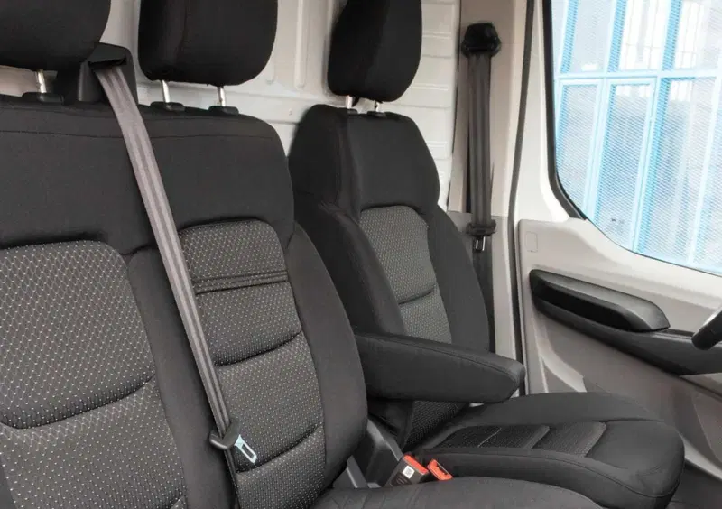 Maxus eDeliver9 Cabinato (16)