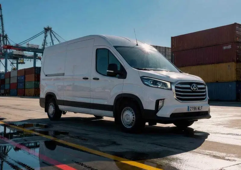 Maxus Deliver9 Cabinato (2)