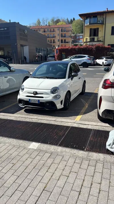 Abarth 595 1.4 t-jet 165cv del 2024 usata a Carnago