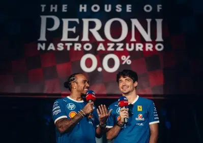 F1. Milano si tinge di rosso: Leclerc e Hamilton a Palazzo Reale per l'evento Ferrari-Peroni verso Monza