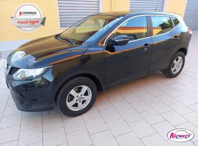 Nissan Qashqai 1.5 dCi Acenta del 2014 usata a Manfredonia