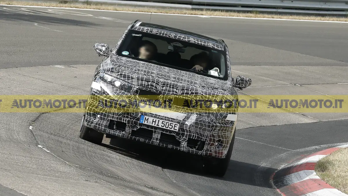 BMW iX5 M, il nuovo SUV elettrico ad alte prestazioni potrebbe superare gli 800 CV
