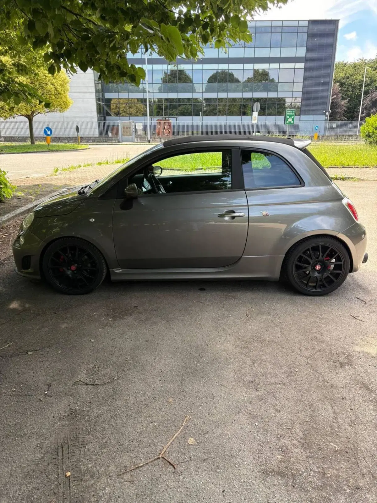 Abarth 500 Cabrio usata a Milano (3)