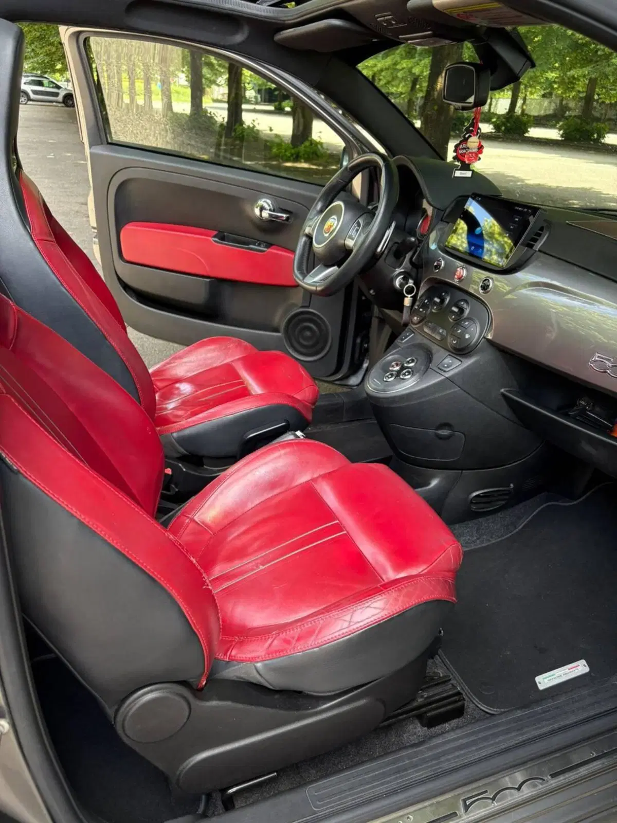 Abarth 500 Cabrio usata a Milano (6)