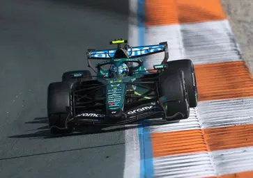  F1. La Aston Martin adesso è molto più veloce. Il problema è quello che succede quando Alonso rallenta