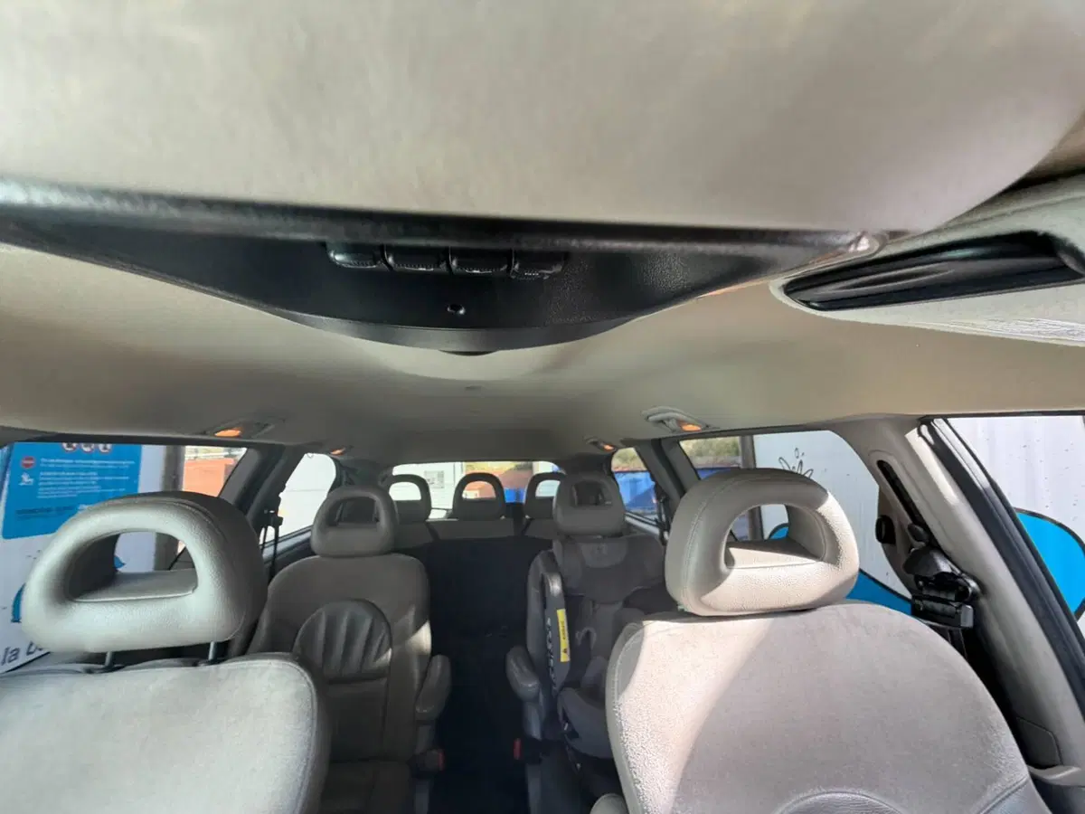 Chrysler Grand Voyager usata a Torino (11)