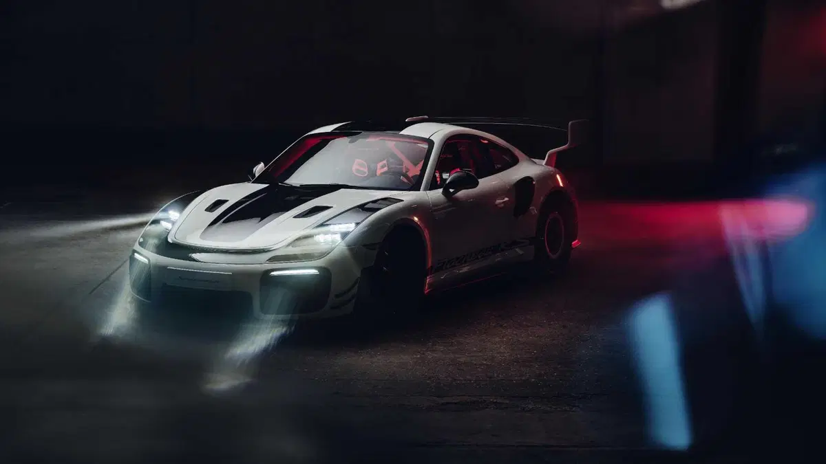 Porsche Flachbau RS, il muso piatto torna dopo 40 anni: la 911 più estrema di sempre è un esemplare unico (14)