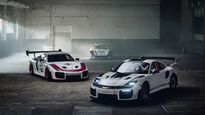 Porsche Flachbau RS, il muso piatto torna dopo 40 anni: la 911 pi&ugrave; estrema di sempre &egrave; un esemplare unico