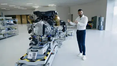 Mate Rimac cambia prospettiva: &ldquo;Il futuro delle auto sportive &egrave; ancora nei motori termici&rdquo;