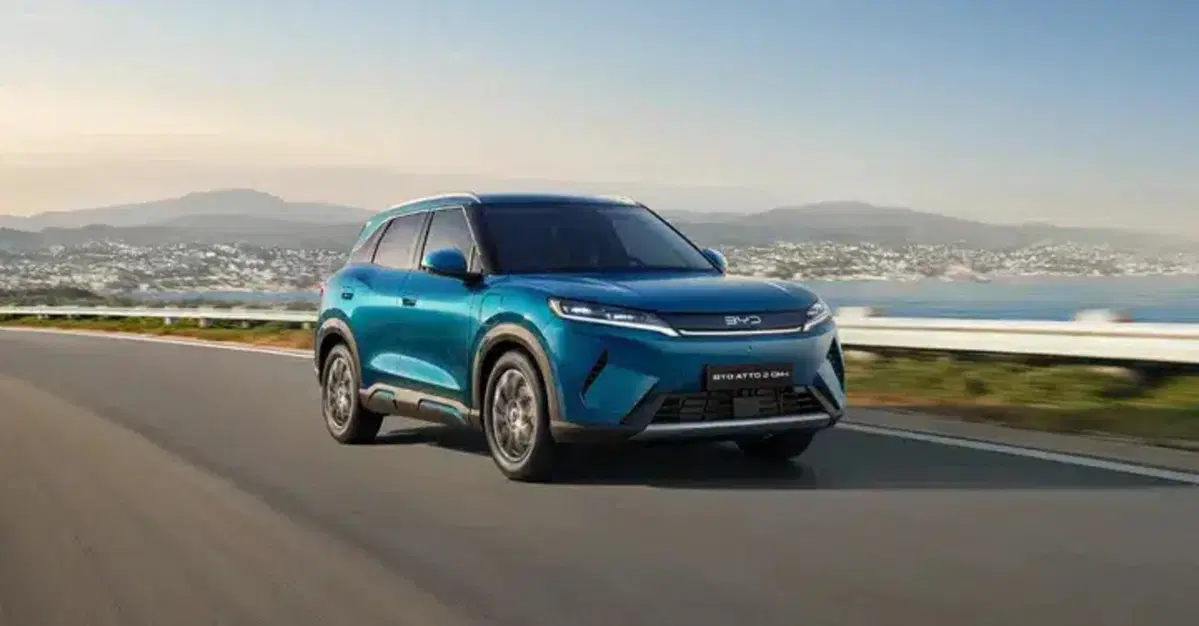 BYD guadagna pi&ugrave; fuori dalla Cina che in casa: il sorpasso storico che ribalta il mercato auto