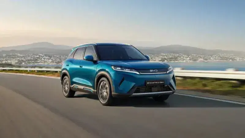 BYD guadagna pi&ugrave; fuori dalla Cina che in casa: il sorpasso storico che ribalta il mercato auto