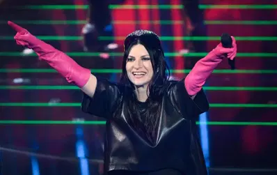 Laura Pausini a Monza per la F1, ma l&rsquo;Inno di Mameli avr&agrave; un&rsquo;altra voce: chi scalder&agrave; il GP d&rsquo;Italia 2026