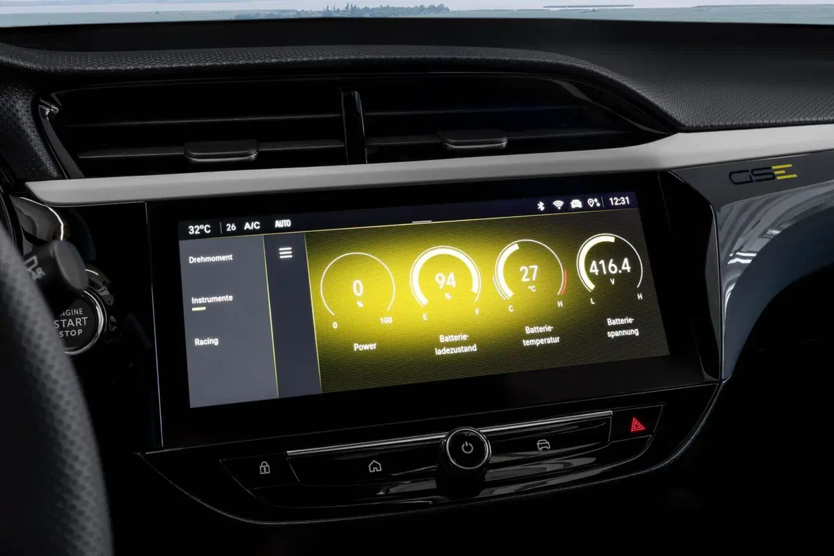 Opel Corsa GSE: prestazioni da vera hot hatch, ma ha senso un'elettrica così? [VIDEO] (4)
