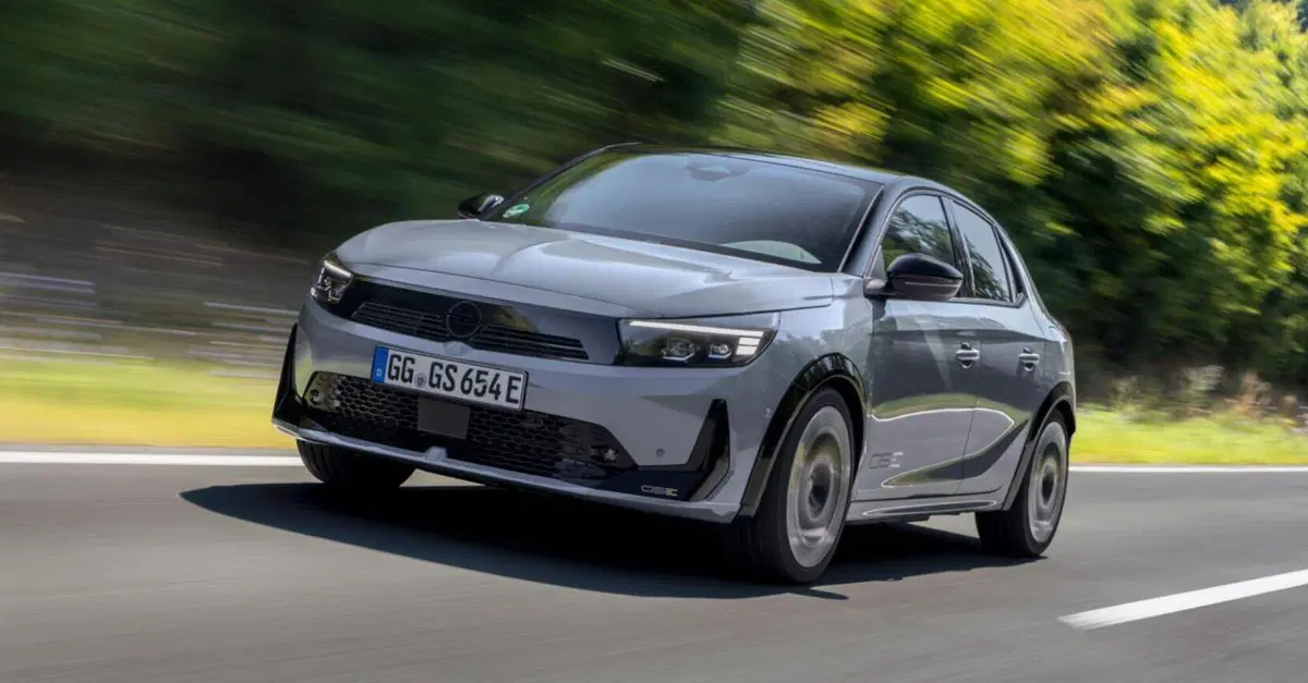 Opel Corsa GSE: prestazioni da vera hot hatch, ma ha senso un'elettrica cos&igrave;? [VIDEO]